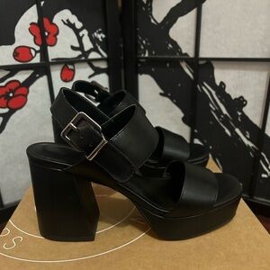 Urban Outfitters Black Platform Sandals